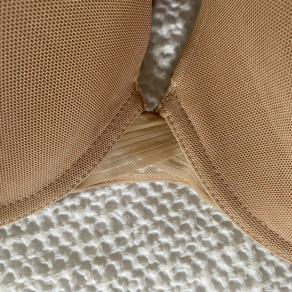 Chantelle Nude Mesh T-Shirt Bra - C Smooth 36D - Picture 5 of 7